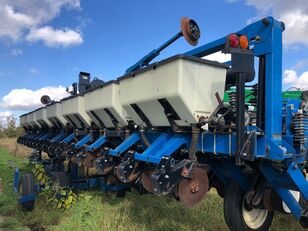 сеялка точного высева пневматическая Kinze 2700